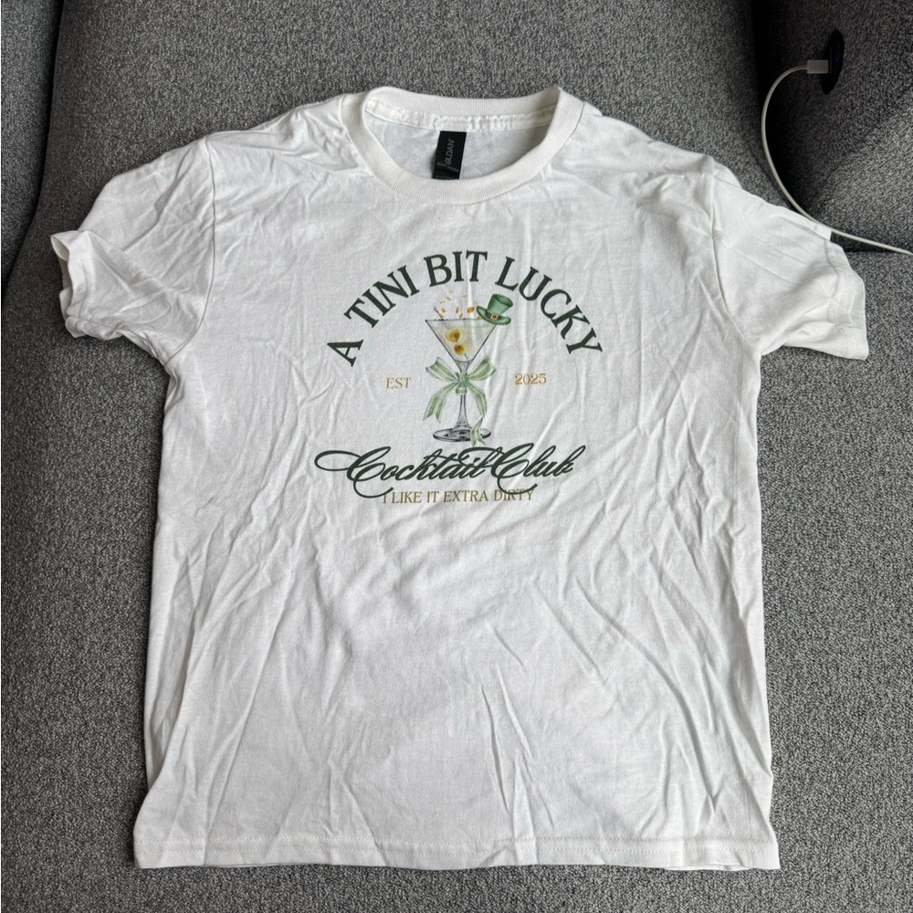 Gildan White 'A Tini Bit Lucky' Graphic Tee